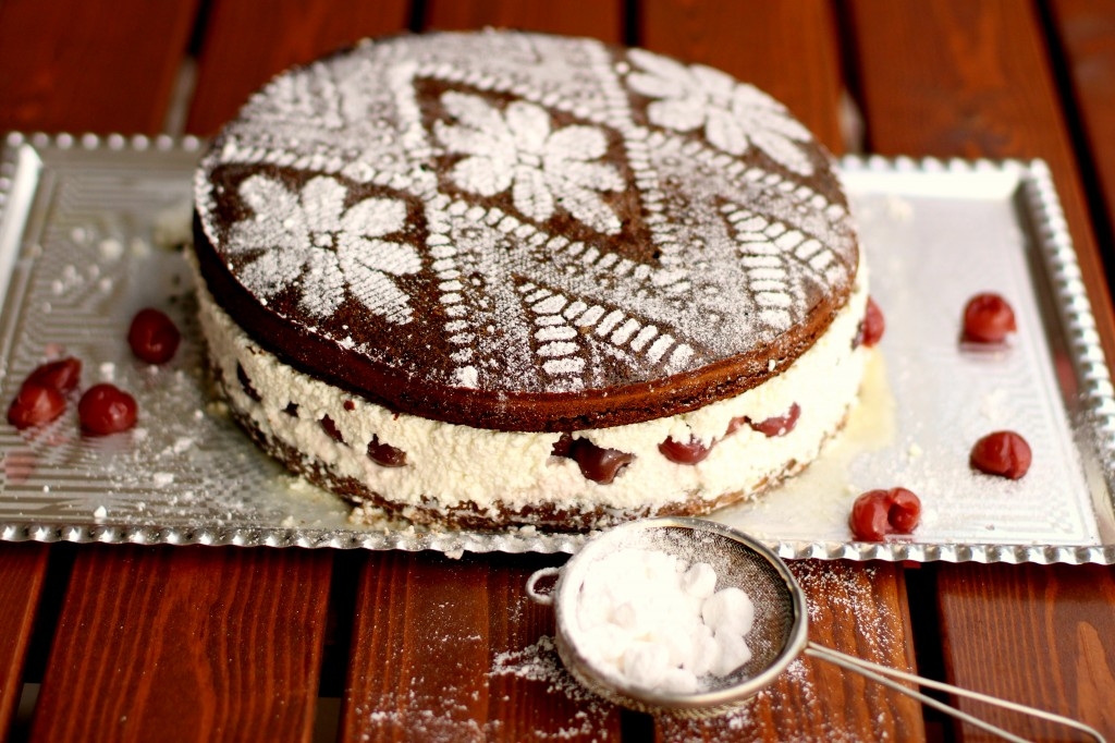 Makovo – višňová torta