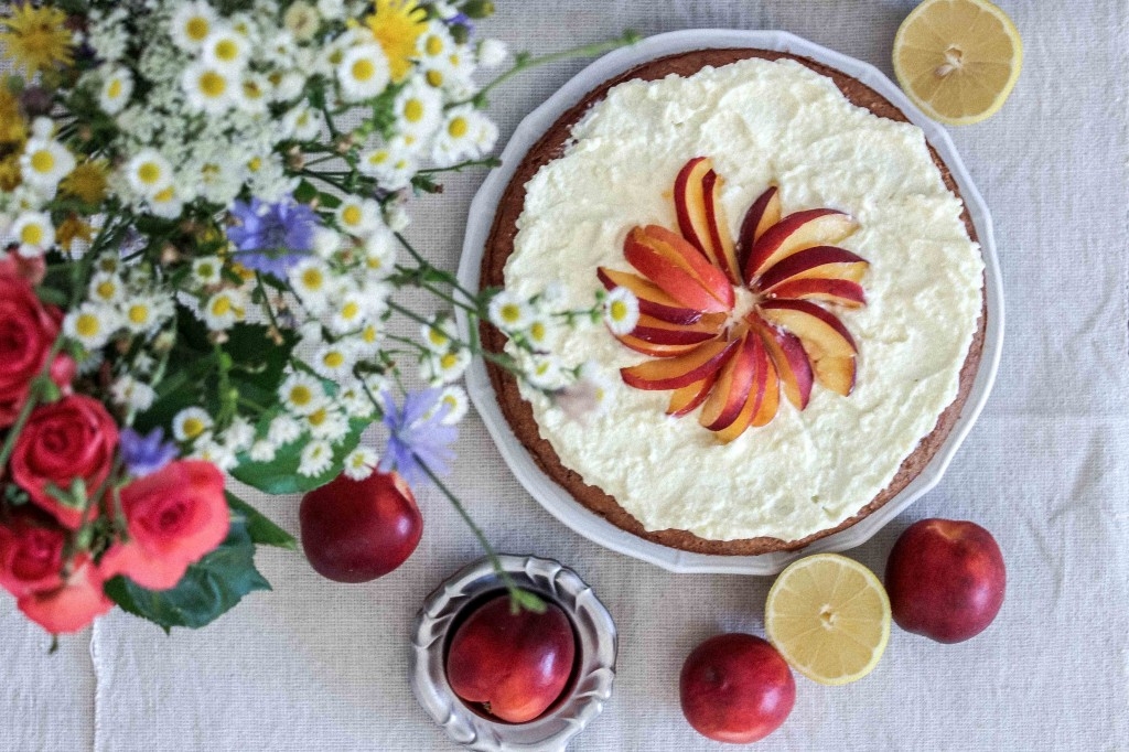 Gaštanový koláč s cream cheese krémom (bez múky)